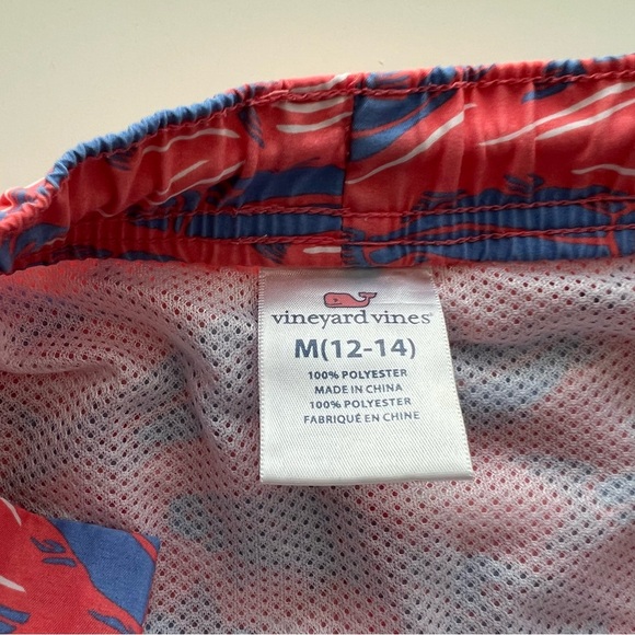 Vineyard Vines Boys Pink blue Fish print swim Trunks M 12-14 - Picture 3 of 5